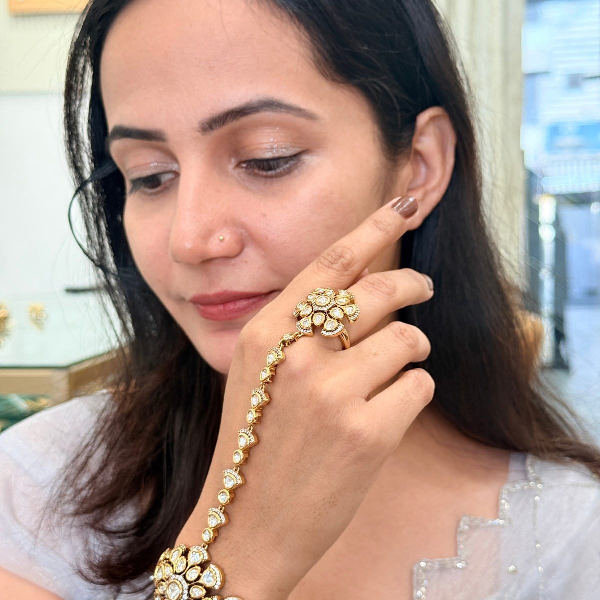 Elegant Chain Hathphool