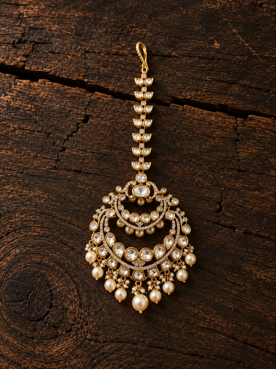 VEDILORA fashion jewellery Embellished Bridal Victorian-Plated Kundan Maang Tikka