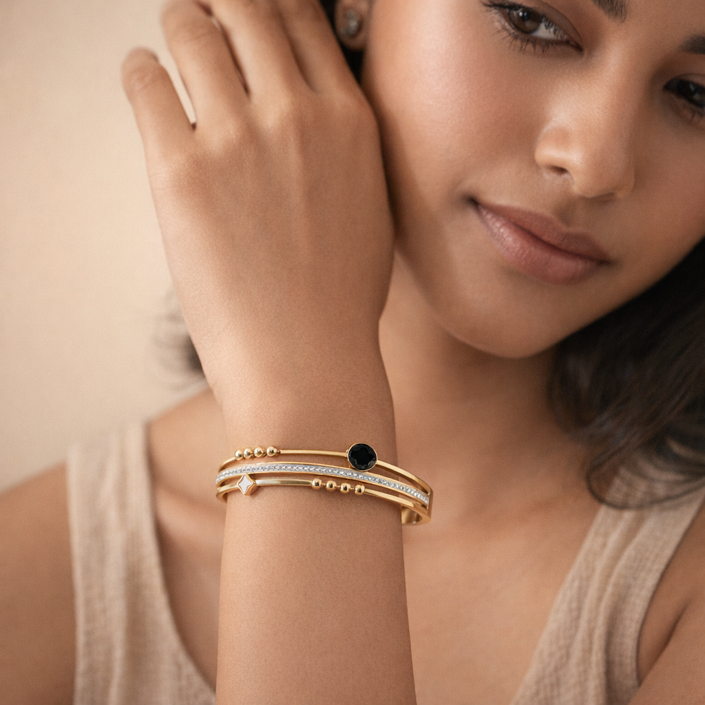 Gilded Triple-Band Clover Bangle