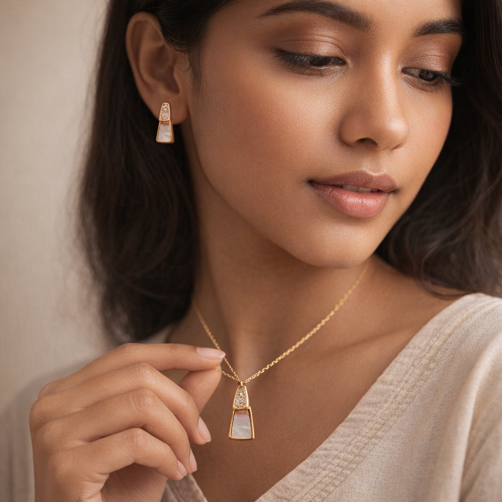 Gilded Pearlescent Trapezoid Jewelry Set