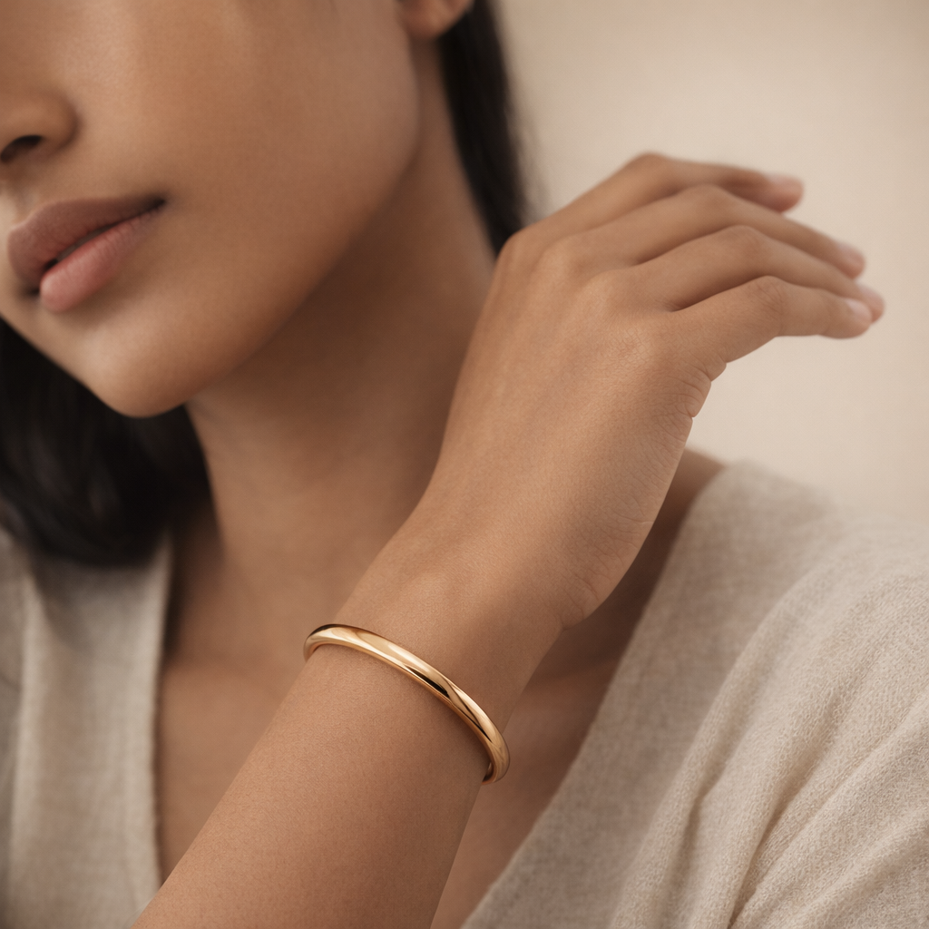 The Swarnam Wave Solid Gold Kada