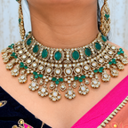 Rajwada Kundan-Inspired Bridal Jewellery Set
