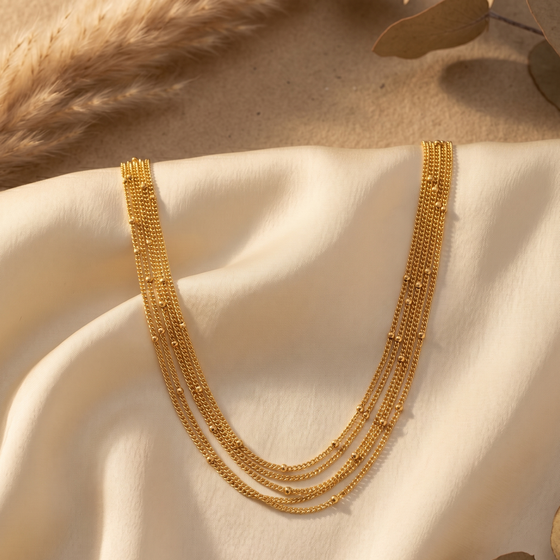 The Shahi Seven-Layer Gold Bead Haar