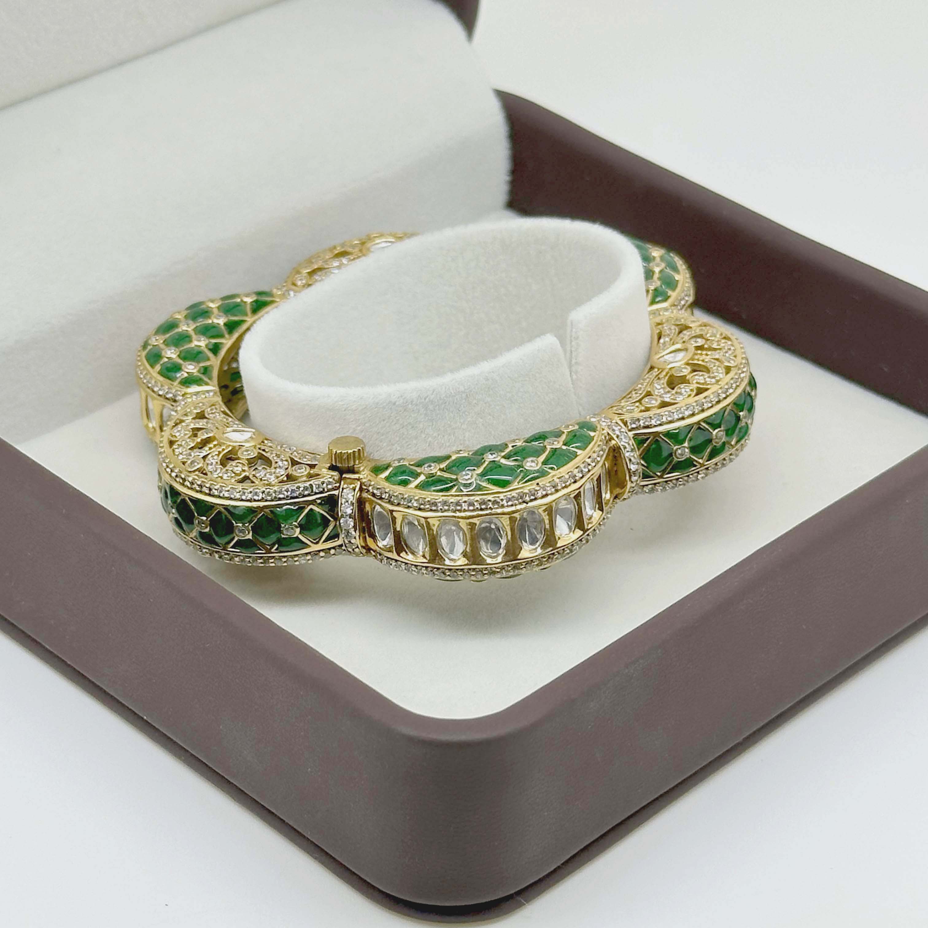 Luxury Emerald Green Kundan Polki Kada Bracelet for Women