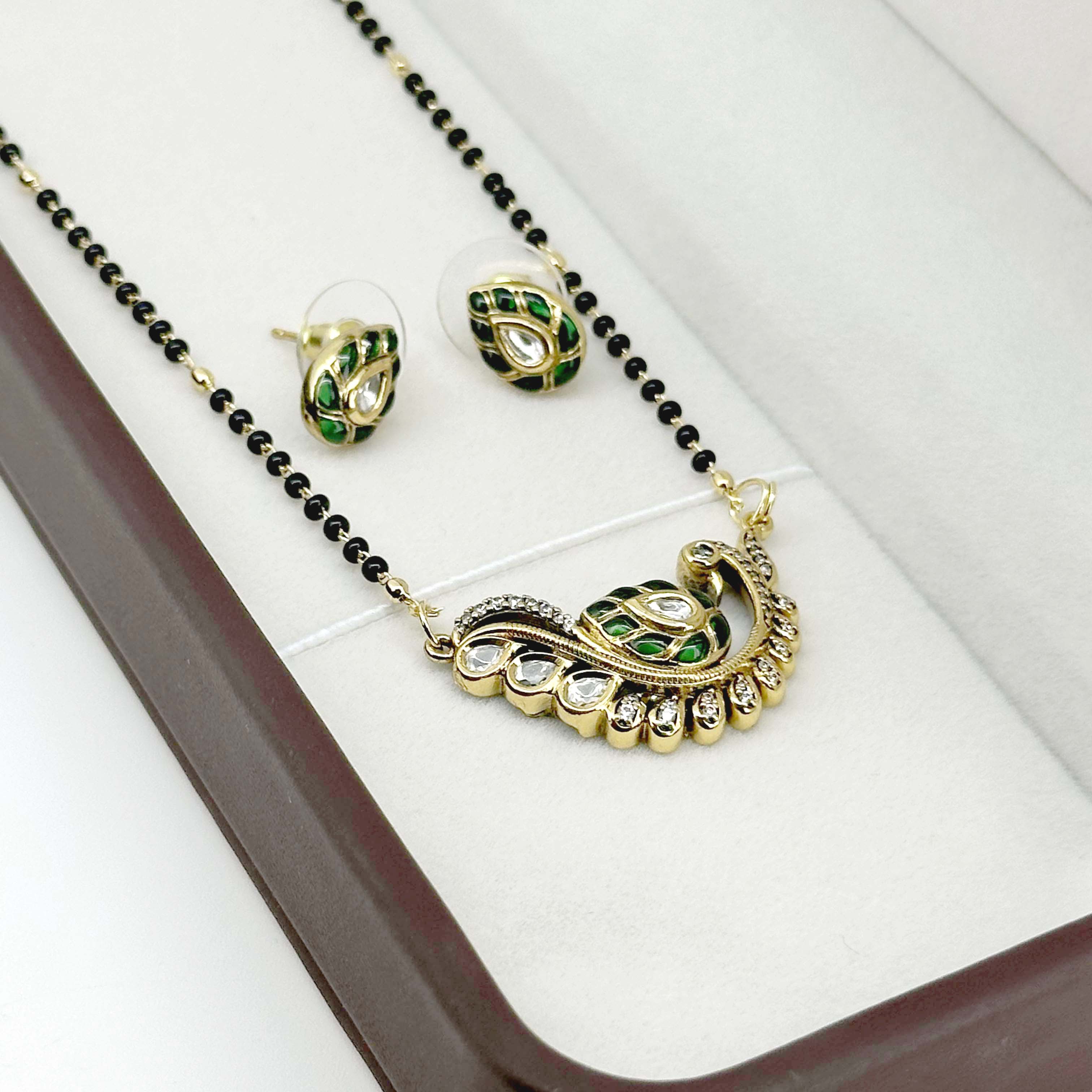 Royal Emerald Green Kundan Mangalsutra Set with Earrings