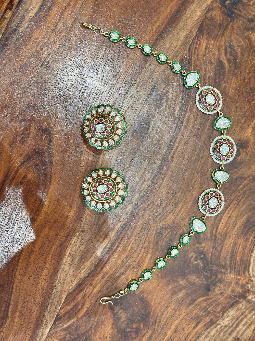 Raj Nandini Kundan-Inspired Bridal Jewellery Set real view 4