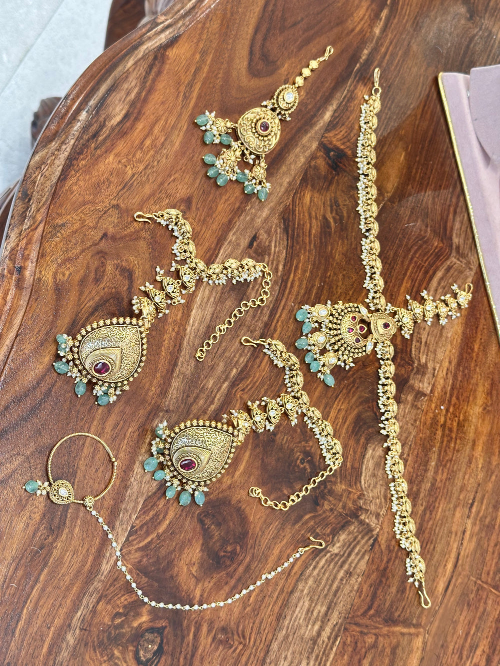 Mrinalini Kundan-Inspired Bridal Jewellery Set real view 2