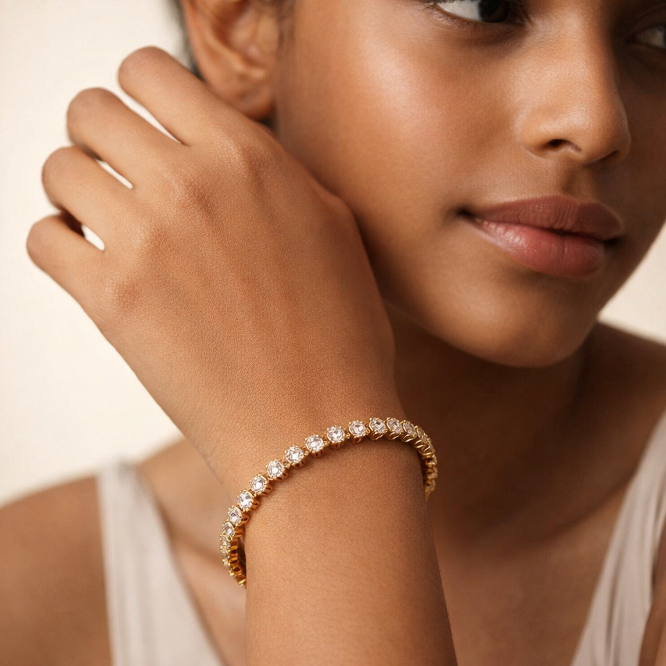 Radiant Gold Wrap-Around Eternity Ring