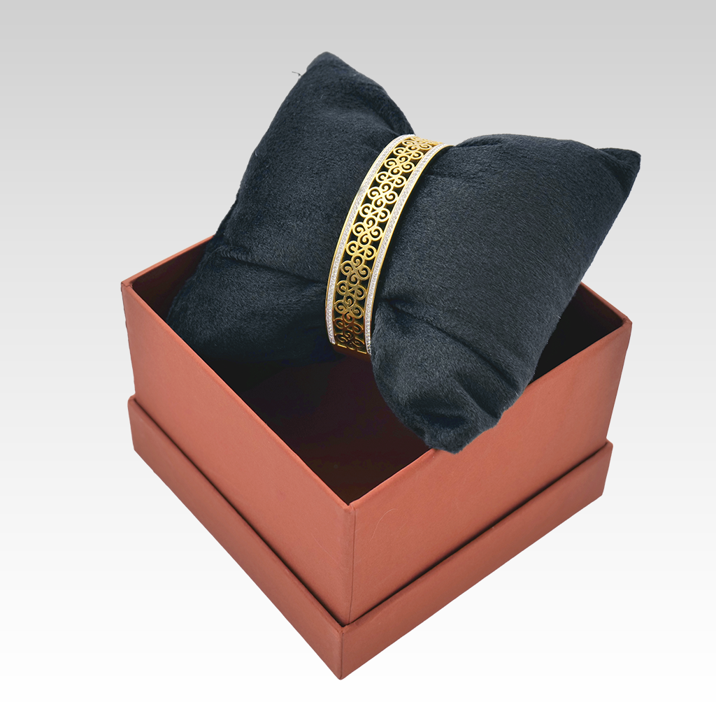 Gilded Filigree Pavé Bangle