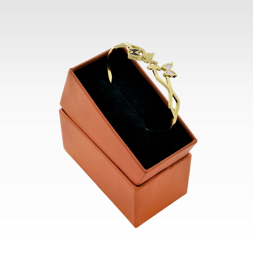 The Monarch Flight: 18K Yellow Gold Butterfly Bangle