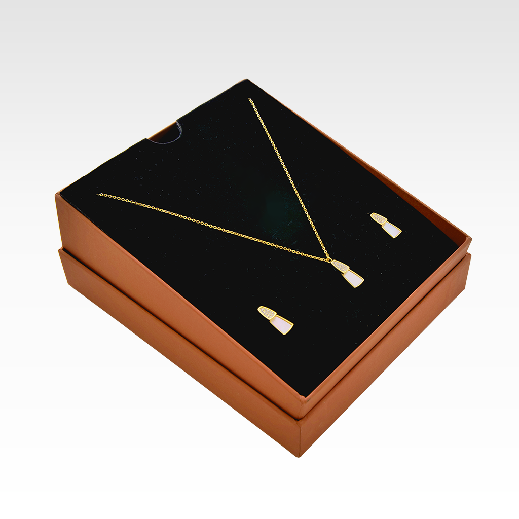 Gilded Pearlescent Trapezoid Jewelry Set