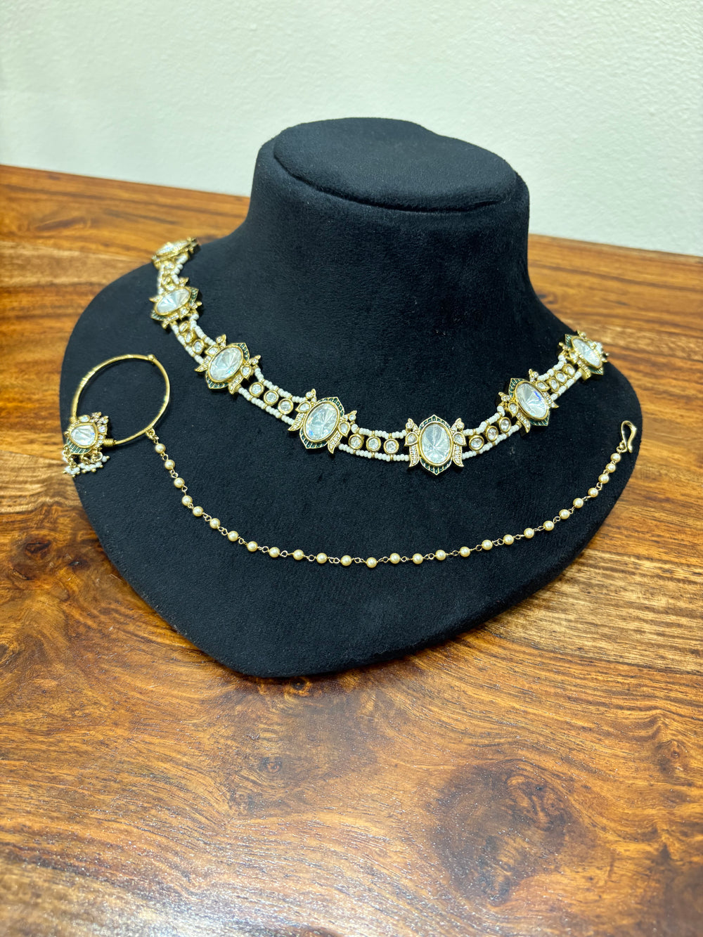 Meher Kundan-Inspired Bridal Jewellery Set real view 3