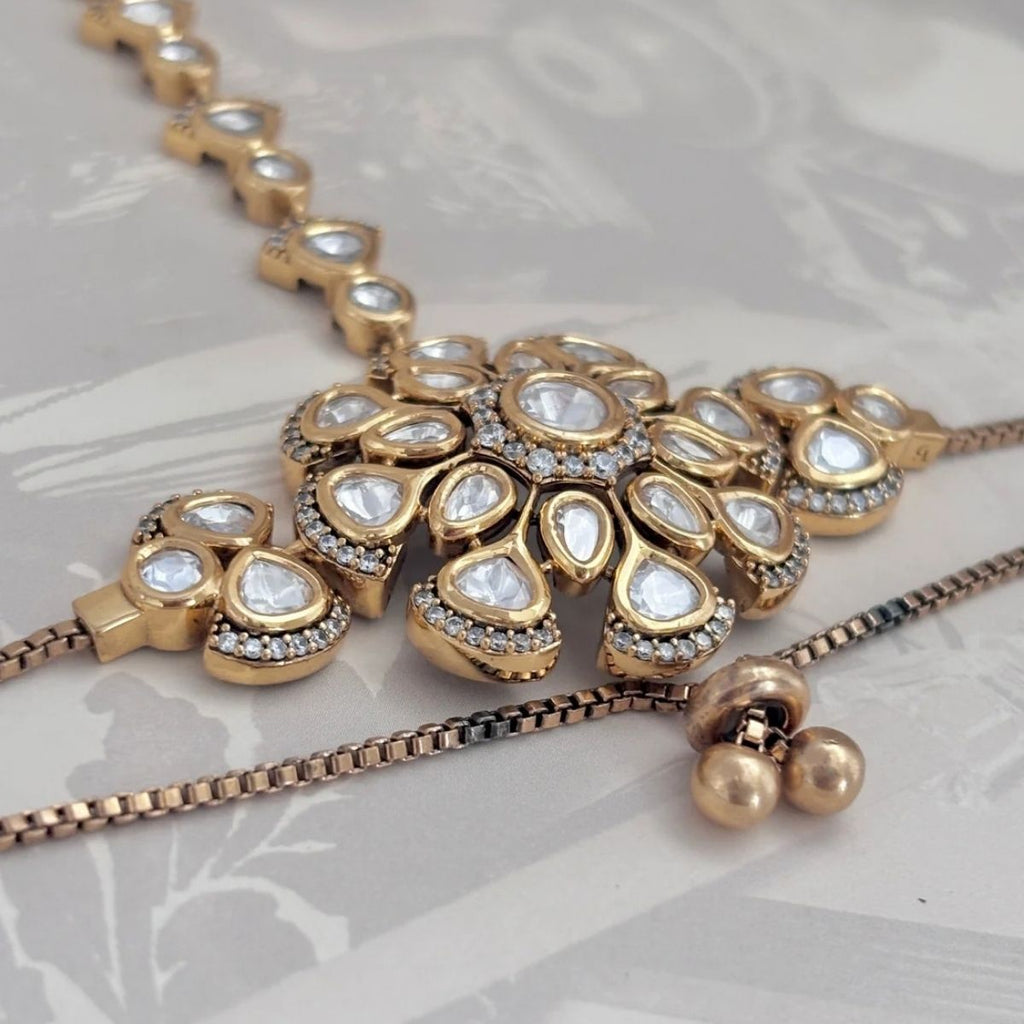 Elegant Chain Hathphool