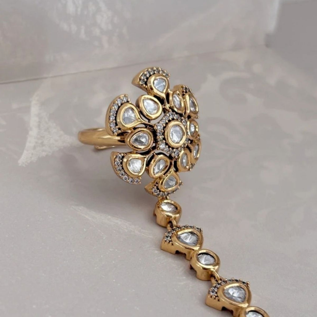 Elegant Chain Hathphool