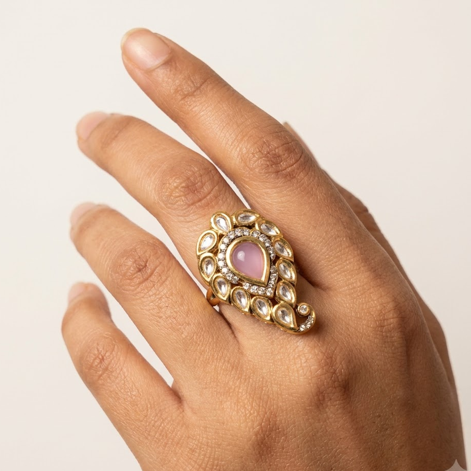 Teardrop Kundan Statement Ring Free Size / Adjustable Fit