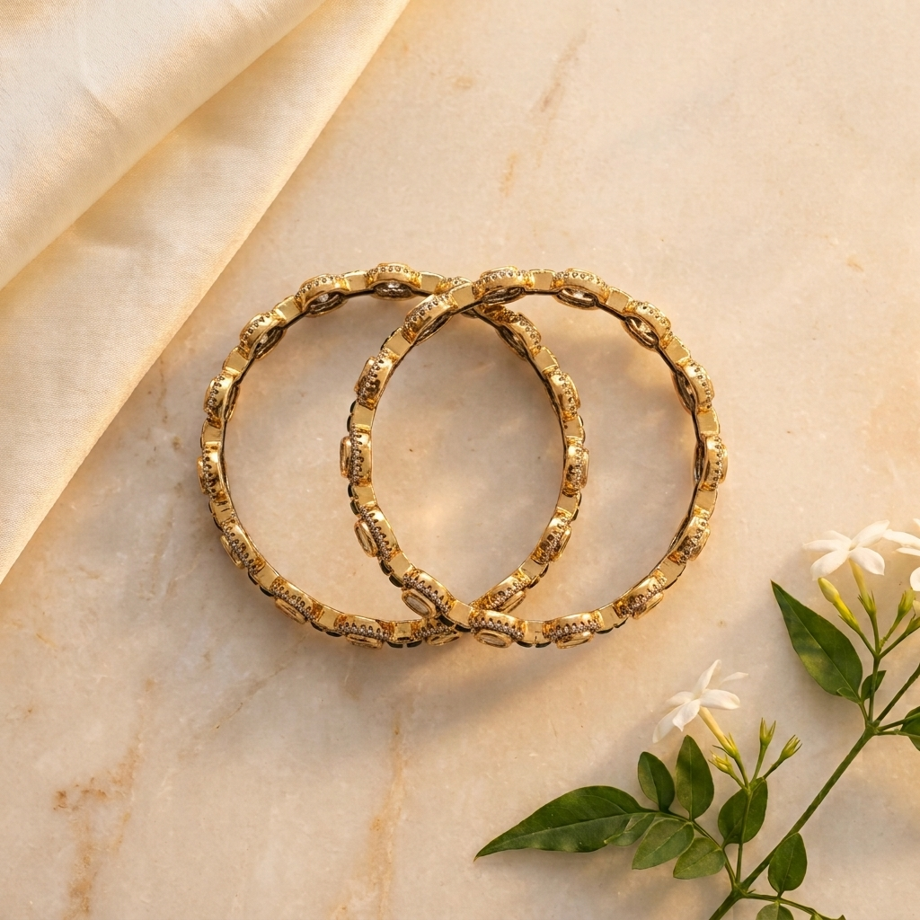 Elegant Green Kundan-Inspired Designer Bangle Set