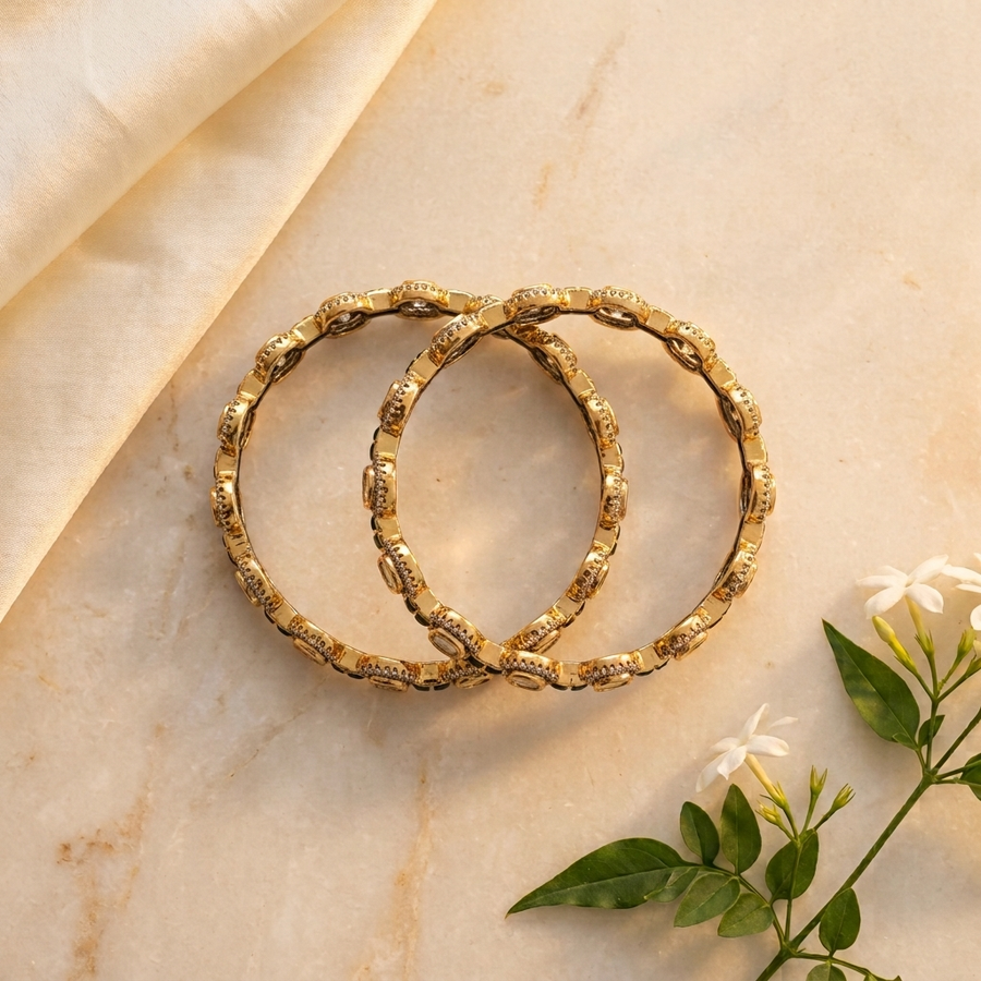 Elegant Green Kundan-Inspired Designer Bangle Set