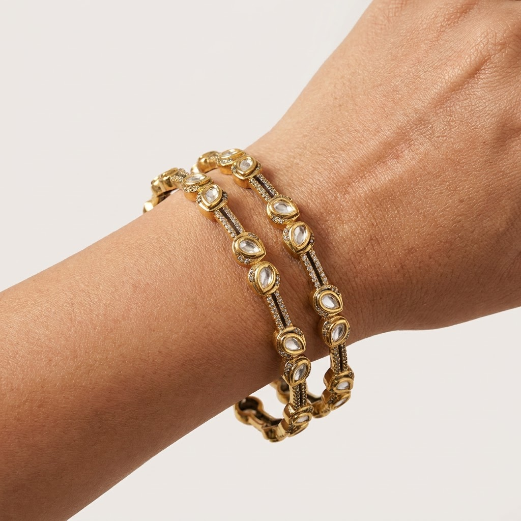 Elegant  Bangle Gold Pearl-Studded Designer