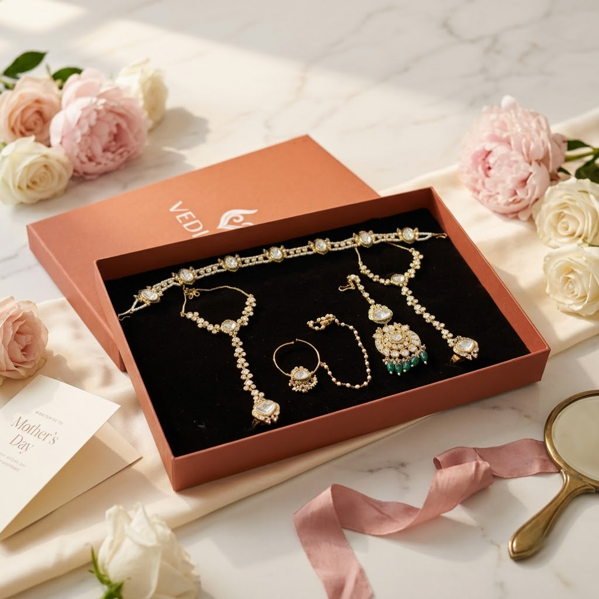Rajshree Kundan-Inspired Bridal Jewellery Set