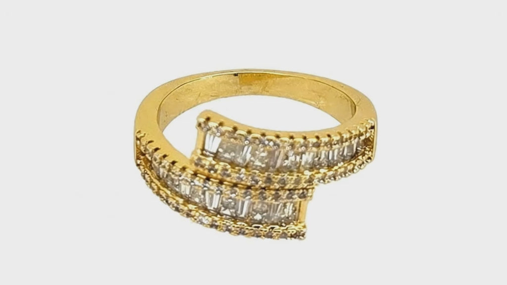 Elegant Crossover Diamond Golden Ring